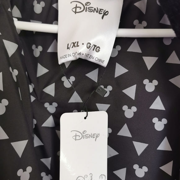 RARE XL Mickey Mouse Faux Fur Cropped Jacket from Cakeworthy - Picture 3 of 8